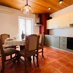 Joza With Pool And Sea View, 2 Min Walk To The *