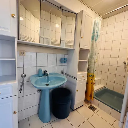 Joza With Pool And Sea View, 2 Min Walk To The